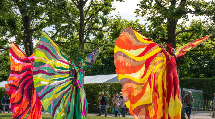 Künstlerische Leitung des Kleinen Festes im Großen Garten wird 2026 neu besetzt – Caspar de Vries‘ Vertrag endet Die künstlerische Leitung des Kleinen Festes 2026 wird neu besetzt, da keine Einigung mit Casper de Vries erzielt wurde