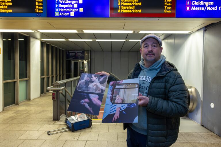 Hingucker in drei Stationen: Fotoausstellung zum Doppelgeburtstag der U-Bahn und Stadtbahn