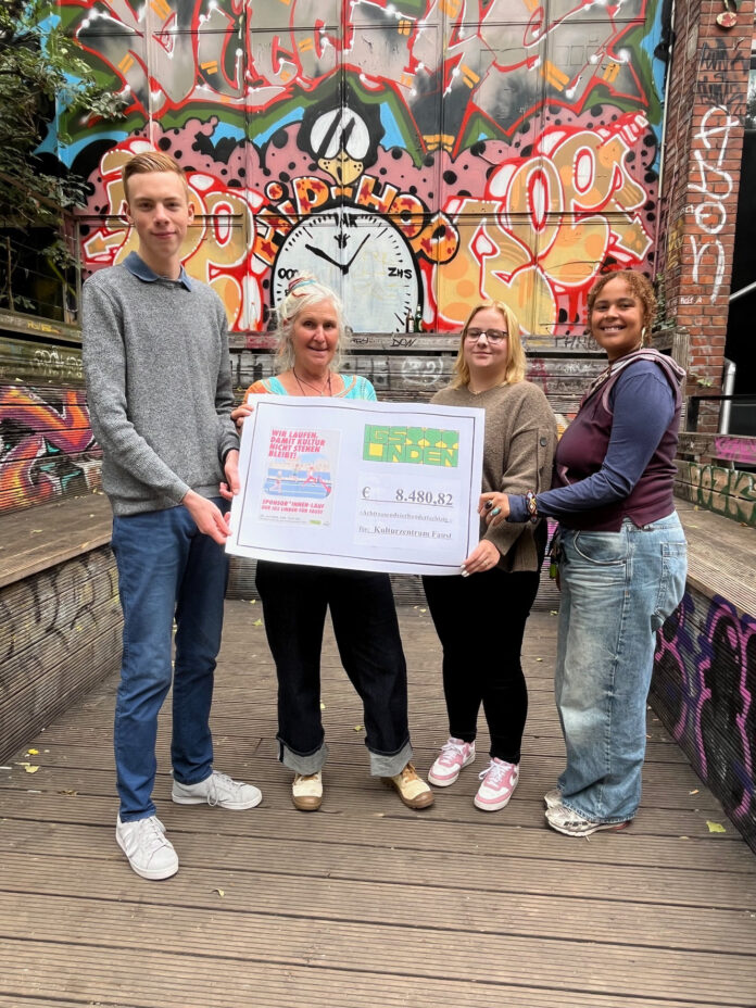 Die Schüler der IGS Linden sammeln 8500 Euro für das Kulturzentrum Faust und unterstützen so das kulturelle Angebot in ihrem Stadtteil