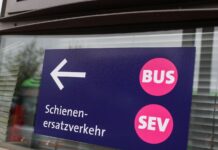 Der Ersatzverkehr mit Bussen am Wochenende wird aufgrund von Bauarbeiten auf der Stadtbahnlinie 10 eingerichtet. Aktuelle Infos sind verfügbar