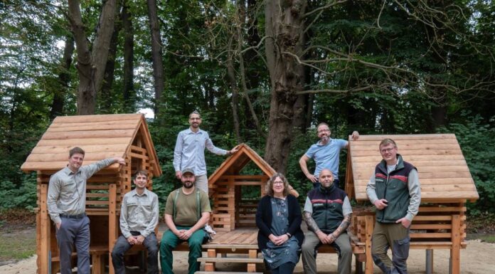 Neues Spieldorf am Tiergarten verbindet Spiel, Natur und Abenteuerlust Das neue Spieldorf am Tiergarten verbindet Spiel, Natur und Abenteuerlust und bietet Familien ein spannendes Erlebnis