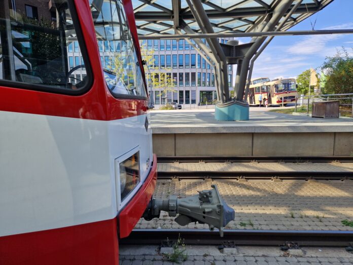 Der Saisonabschluss im Straßenbahnmuseum bietet Shuttleverkehr mit dem TW 601 und spannende Fahrten. Jetzt mehr erfahren!