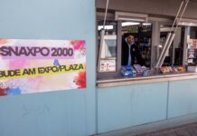 Snäxpo eröffnet: Snacks statt Fahrkarten an der Expo-Plaza. Ein neuer Kiosk bringt frischen Wind in die Region