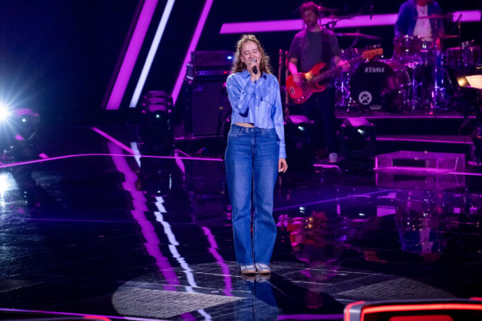 Tiziana Rose, Moderatorin der Antenne Niedersachsen Moin-Show, steht bei The Voice of Germany 2025 auf der großen Bühne Tiziana bei The Voice of Germany: Die Moderatorin von Antenne Niedersachsen überrascht mit ihrem Auftritt in der beliebten SAT.1-Show