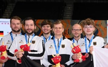 Zeno Jansen und Team D gewinnen Bronze bei Bowling-WM in Hongkong Zeno Jansen und Team D haben bei der Bowling-WM in Hongkong Bronze gewonnen und damit einen großen Erfolg erzielt