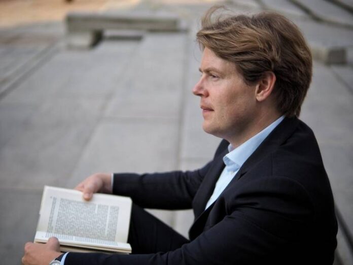 Menschen und ihre Bücher: Jan Ehlert spricht über seine Lieblingswerke in der Stadtbibliothek. Eintritt frei, keine Anmeldung nötig