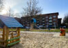 Der Spielplatz an der Hilde-Schneider-Allee wurde nach Aufwertung wiedereröffnet und bietet neue Spielmöglichkeiten für Kinder