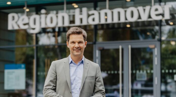 Regionsversammlung stimmt Beurlaubung des Regionspräsidenten für Wahlvorbereitungen zu Die Beurlaubung des Regionspräsidenten für Wahlvorbereitungen wurde von der Regionsversammlung genehmigt. Details zur Entscheidung