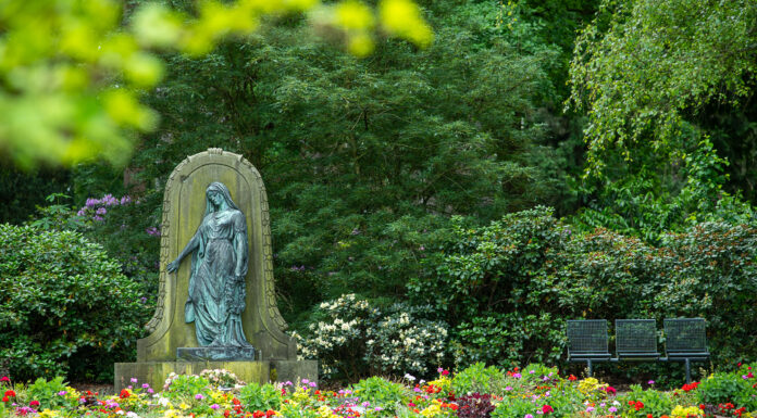 Friedhöfe am Wochenende geschlossen: Witterungsbedingte Schließung sorgt für Sicherheit von Besuchern und Mitarbeitenden