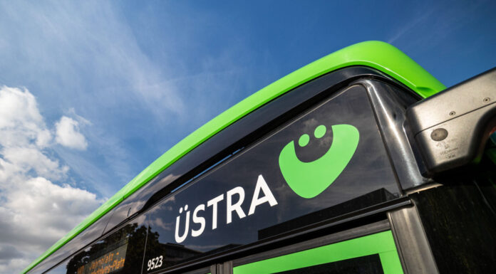 Umleitungen auf Buslinien 128 und 134 wegen Brückensperrung in der Plathnerstraße ab 16. Februar 2026 bis Juli 2026