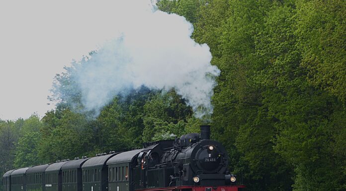 Dampfzugfahrten am 09. und 10. Mai 2026 bieten eine nostalgische Reise durch die Region am Deister