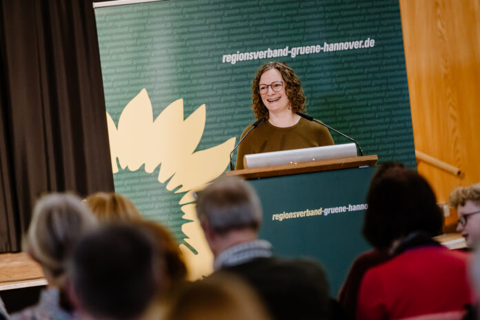 Grüne in der Region Hannover stellen Listen auf und Sinja Münzberg kandidiert für die Regionspräsidentschaft mit breiter Unterstützung