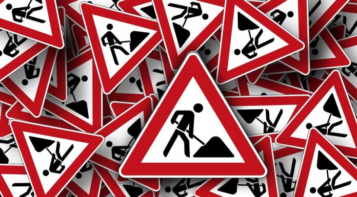 Vollsperrung trifft B217-Fahrer: Am Tönniesbergkreisel dauert es länger, die Sperrung bleibt bis voraussichtlich zum 11. April