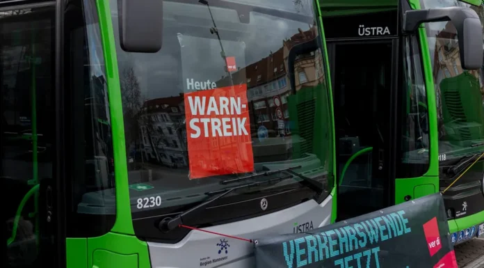 Busse und Bahnen der ÜSTRA werden 2-tägig bestreikt - 20. und 21.04.2026, regiobus nur dienstags
