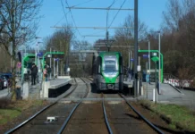 Stadtbahnlinie 2 – Ersatzverkehr mit Bussen in Vahrenheide am Wochenende Stadtbahnlinie 2 - Ersatzverkehr mit Bussen in Vahrenheide am Wochenende