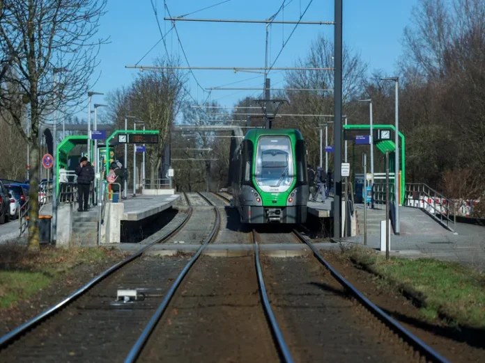 Stadtbahnlinie 2: Ersatzverkehr mit Bussen in Vahrenheide Stadtbahnlinie 2 - Ersatzverkehr mit Bussen in Vahrenheide am Wochenende