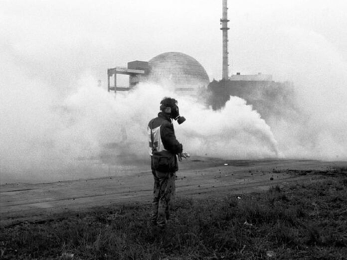 Leben nach Tschernobyl bewegt: Fotos von Hermine Oberück und ein Podiumsgespräch richten den Blick auf Krisen und Vorsorge
