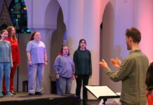 Das Dolphie Singspiel in Vahrenwald-List ist Ende Juni in der Kirche St. Joseph zu sehen und thematisiert Plastikmüll im Meer