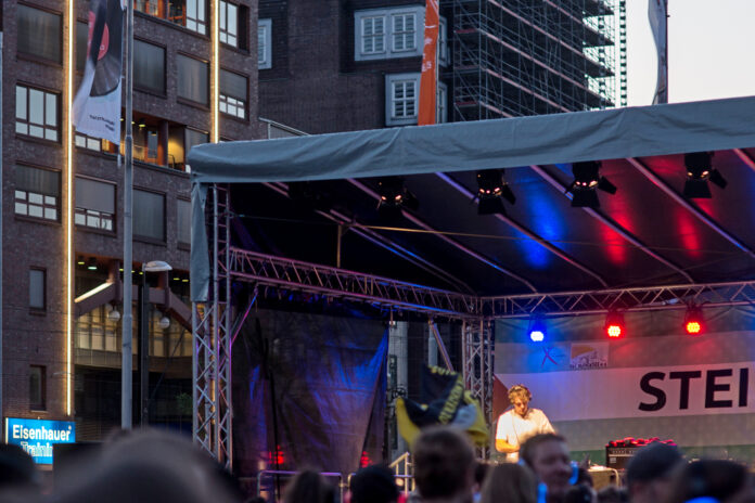 Fête de la Musique: Musikfest in Hannovers Innenstadt am 21. Juni 2026 Fête de la Musique: Musikfest in Hannovers Innenstadt am 21. Juni, auf 35 Bühnen spielen mehr als 1.500 Musiker von Kröpcke bis Hauptbahnhof