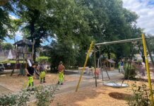 Spielplatz Grünlinde in Oberricklingen wieder offen Spielplatz Grünlinde in Oberricklingen ist nach vier Monaten Bauzeit wieder offen, mit neuen Geräten, barrierefreien Wegen und mehr Schatten