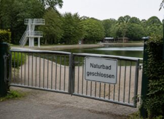 In Hannover ist das Hainhölzer Naturbad seit 21.07. wegen zu hoher Keimbelastung geschlossen. Die Wiederöffnung hängt von der Wasserqualität ab
