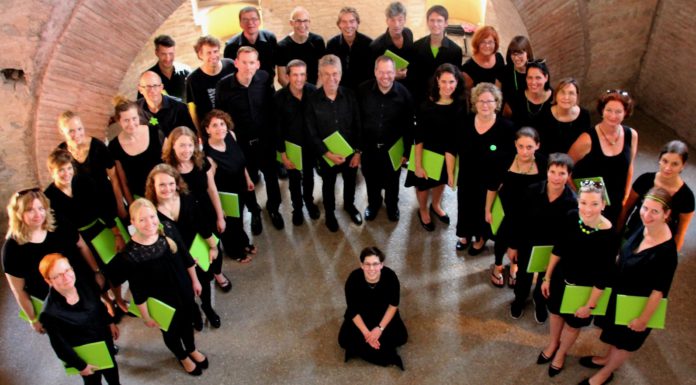 Deutsch-italienisches Adventskonzert mit coro femminile floreos und vocalensemble klangreich